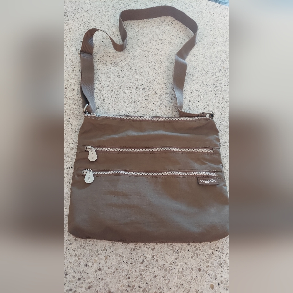 Baggallini Crossbody